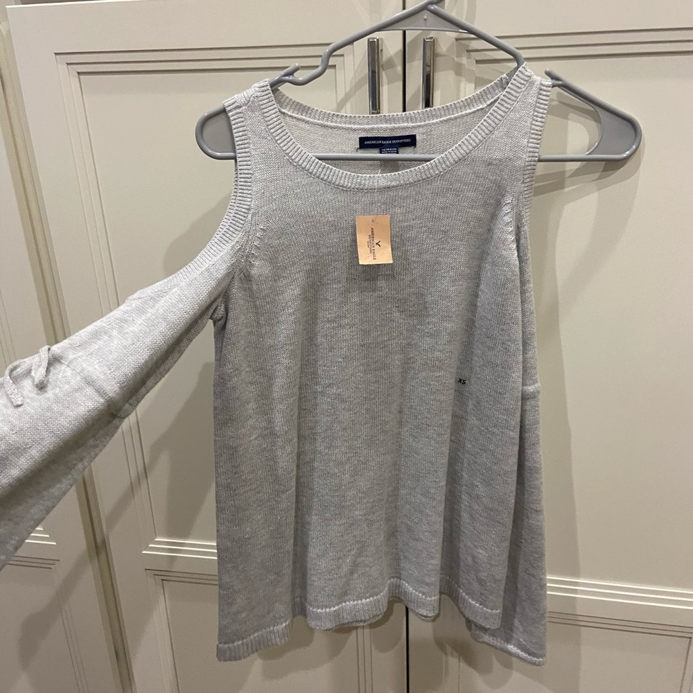American Eagle cold shoulder grey sweater